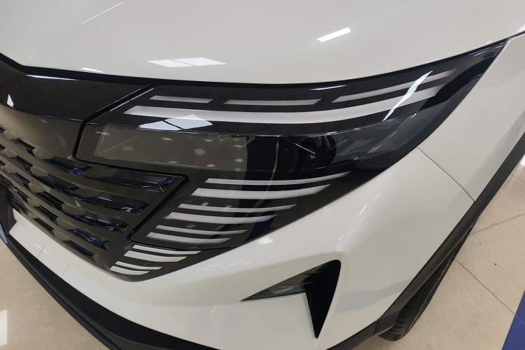 Used Nissan Qashqai 2025 Facelifted Honor 2.0L CVT XV+ Leading Edition Left Front Headlight