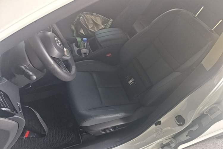 Used Nissan Qashqai 2025 Honor 2.0L CVT XV+ Leading Edition Left Front Seat