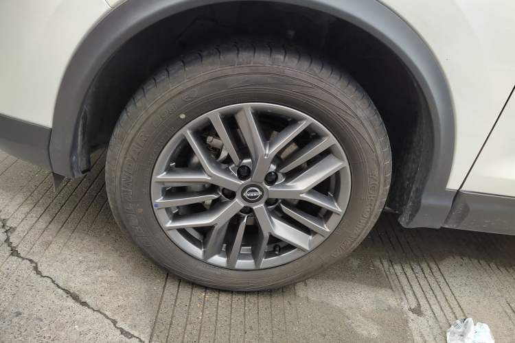 Used Nissan Qashqai 2025 Honor 2.0L CVT XV Genuine Edition Left Front Wheel Hub