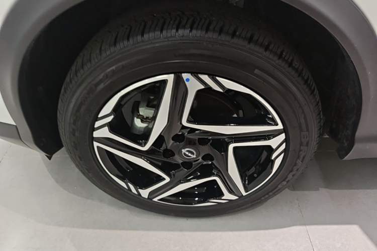 Used Nissan Qashqai 2025 Honor 2.0L CVT XV+ Leading Edition Left Front Wheel Hub