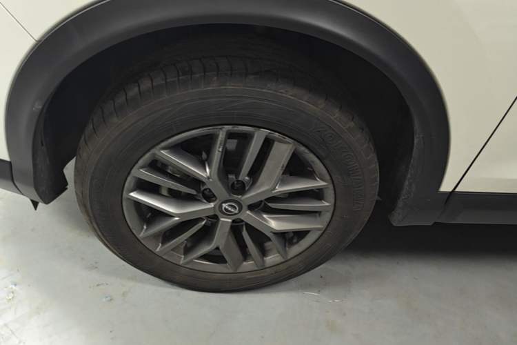 Used Nissan Qashqai 2025 Honor 2.0L CVT XV Genuine Edition Left Front Wheel Hub