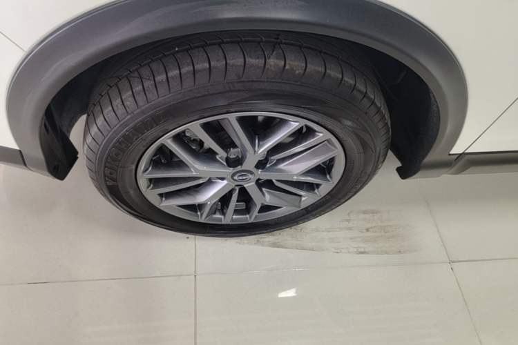 Used Nissan Qashqai 2025 Honor 2.0L CVT XV Genuine Edition Left Front Wheel Hub