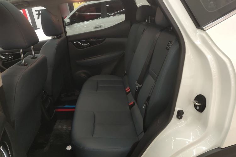 Used Nissan Qashqai 2025 Facelifted Honor 2.0L CVT XV+ Leading Edition Left Rear Seat
