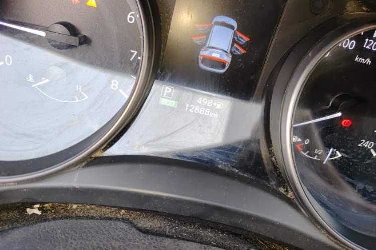 Used Nissan Qashqai 2025 Honor 2.0L CVT XV Genuine Edition Odometer Close Up