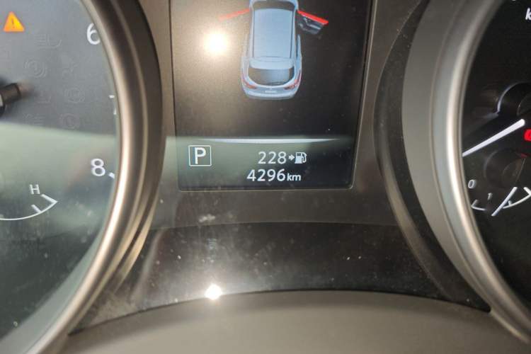 Used Nissan Qashqai 2025 Honor 2.0L CVT XV Genuine Edition Odometer Close Up