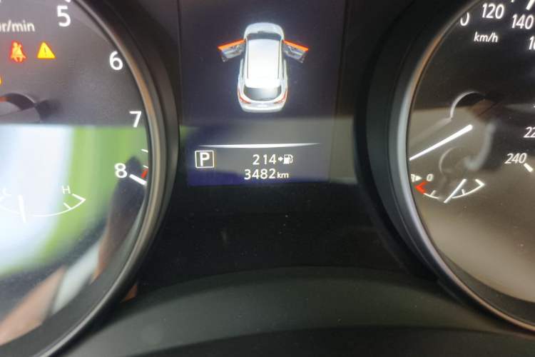 Used Nissan Qashqai 2025 Honor 2.0L CVT XV Genuine Edition Odometer Close Up