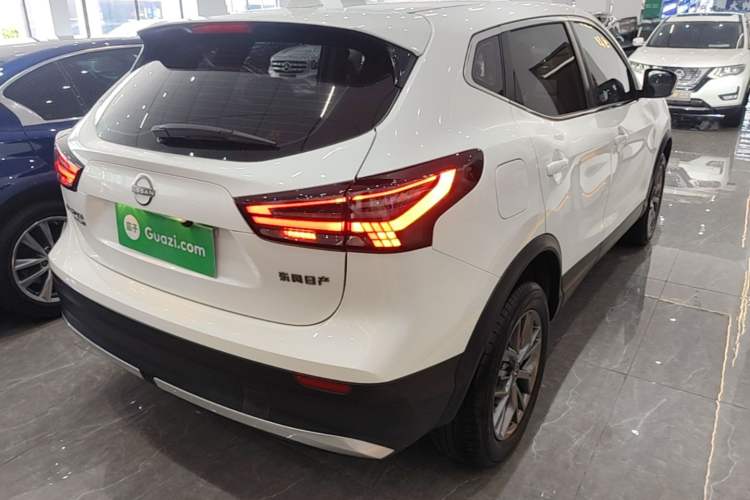 Used Nissan Qashqai 2025 Honor 2.0L CVT XV Genuine Edition Rear Right 45 Deg
