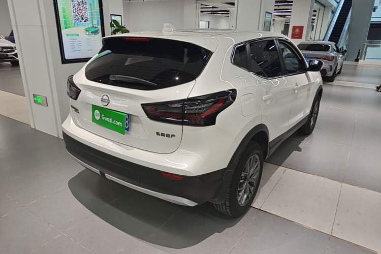 Used Nissan Qashqai 2025 Honor 2.0L CVT XV Genuine Edition Rear Right 45 Deg