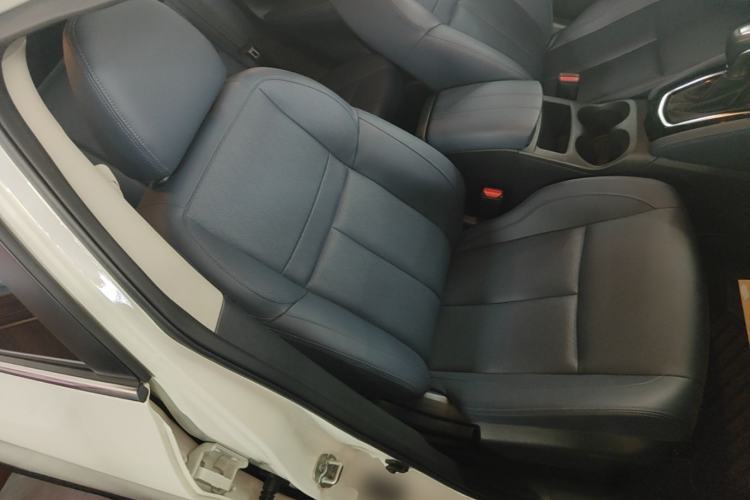Used Nissan Qashqai 2025 Honor 2.0L CVT XV+ Leading Edition Right Front Seat
