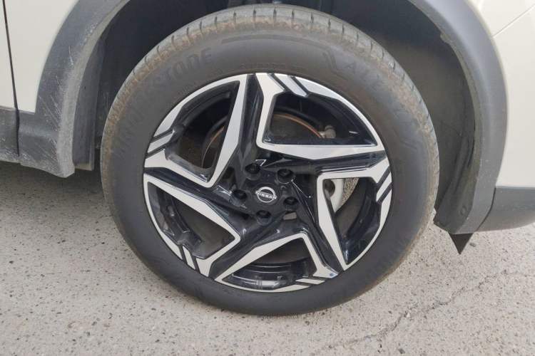 Used Nissan Qashqai 2025 Honor 2.0L CVT XV+ Leading Edition Right Front Wheel Hub