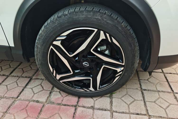 Used Nissan Qashqai 2025 Honor 2.0L CVT XV+ Leading Edition Right Front Wheel Hub