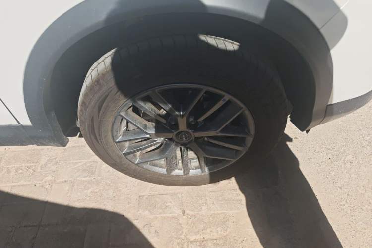 Used Nissan Qashqai 2025 Honor 2.0L CVT XV Genuine Edition Right Front Wheel Hub