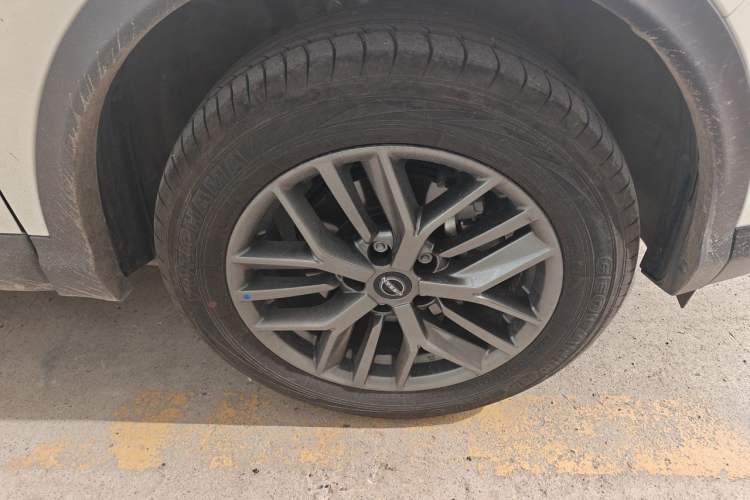 Used Nissan Qashqai 2025 Honor 2.0L CVT XV Genuine Edition Right Front Wheel Hub