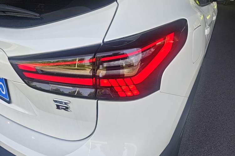 Used Nissan Qashqai 2025 Honor 2.0L CVT XV+ Leading Edition Right Rear Taillight