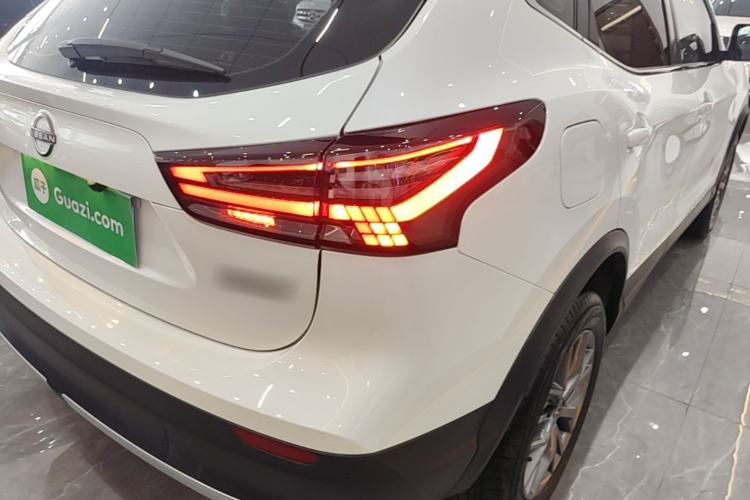 Used Nissan Qashqai 2025 Honor 2.0L CVT XV Genuine Edition Right Rear Taillight