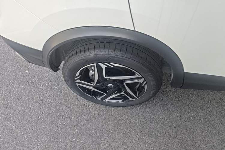 Used Nissan Qashqai 2025 Honor 2.0L CVT XV+ Leading Edition Right Rear Wheel Hub