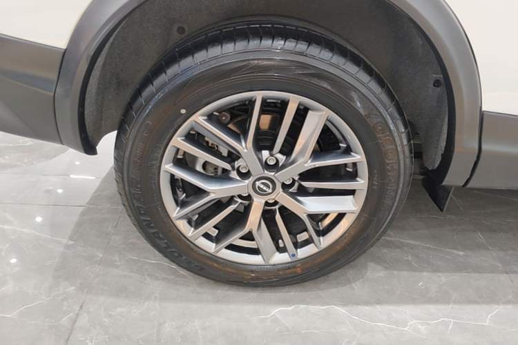 Used Nissan Qashqai 2025 Honor 2.0L CVT XV Genuine Edition Right Rear Wheel Hub