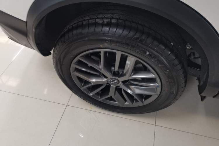 Used Nissan Qashqai 2025 Facelifted Honor 2.0L CVT XV Genuine Edition Right Rear Wheel Hub