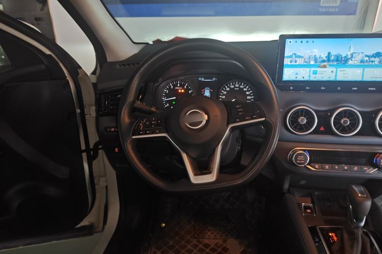 Used Nissan Qashqai 2025 Honor 2.0L CVT XV Genuine Edition Steering Wheel