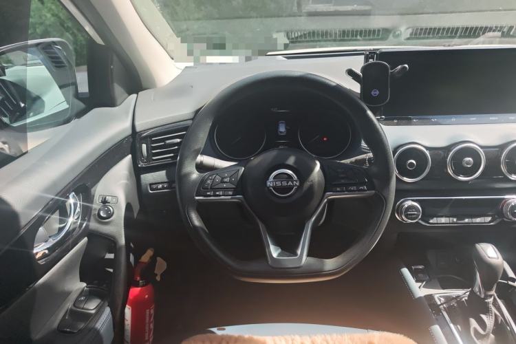 Used Nissan Qashqai 2025 Honor 2.0L CVT XV Genuine Edition Steering Wheel
