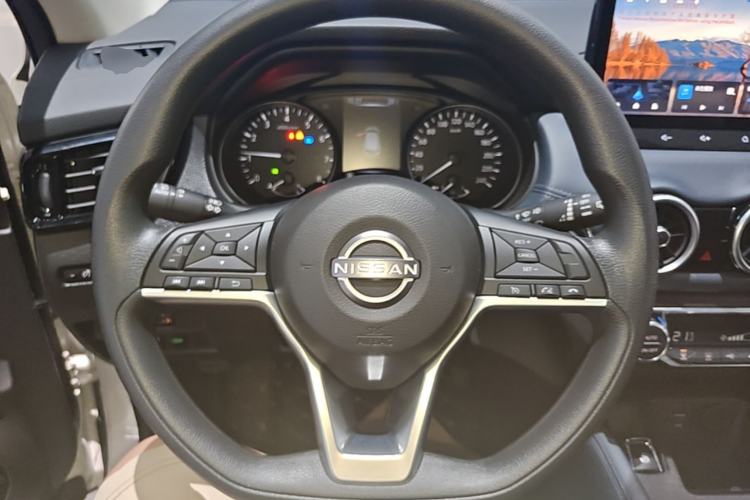 Used Nissan Qashqai 2025 Honor 2.0L CVT XV Genuine Edition Steering Wheel