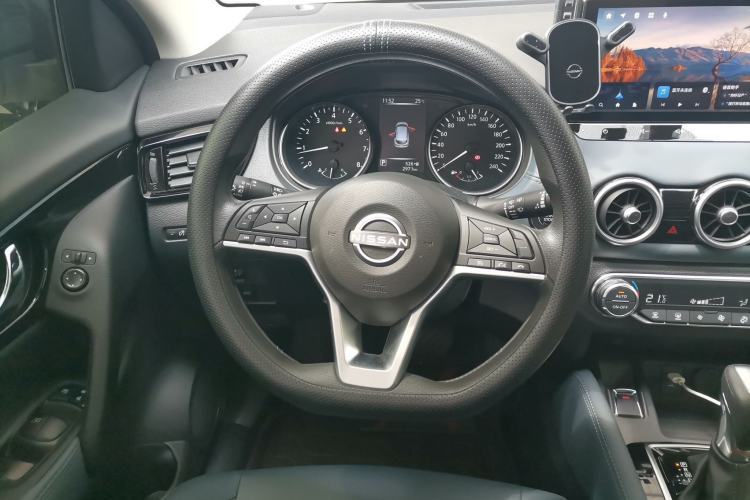 Used Nissan Qashqai 2025 Honor 2.0L CVT XV Genuine Edition Steering Wheel