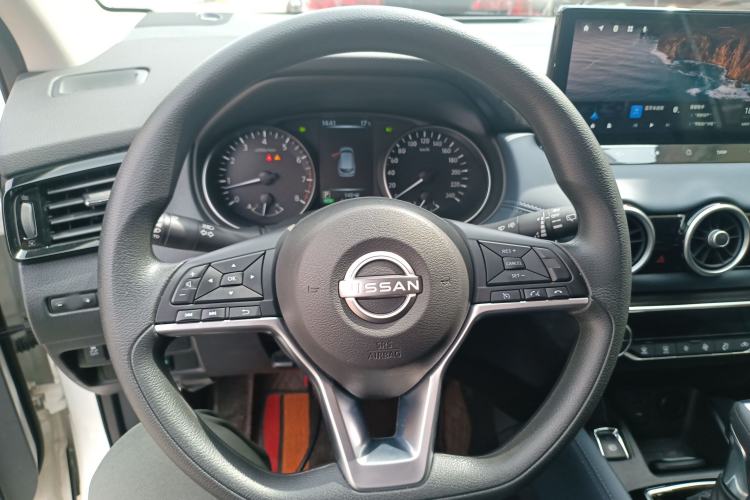 Used Nissan Qashqai 2025 Honor 2.0L CVT XV Genuine Edition Steering Wheel