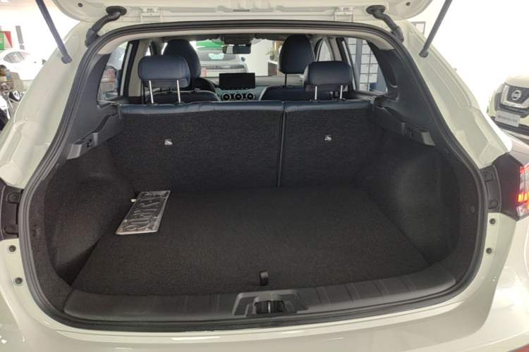 Used Nissan Qashqai 2025 Honor 2.0L CVT XV Genuine Edition Trunk