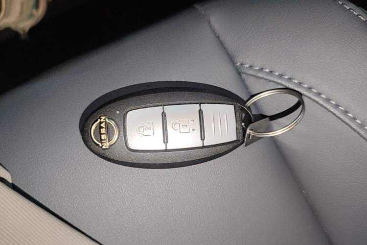 Used Nissan Qashqai 2025 Honor 2.0L CVT XV Genuine Edition Vehicle Key