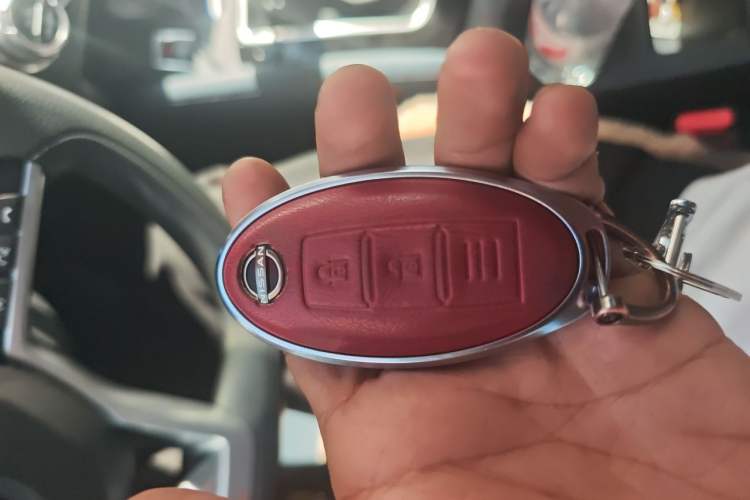 Used Nissan Qashqai 2025 Honor 2.0L CVT XV Genuine Edition Vehicle Key