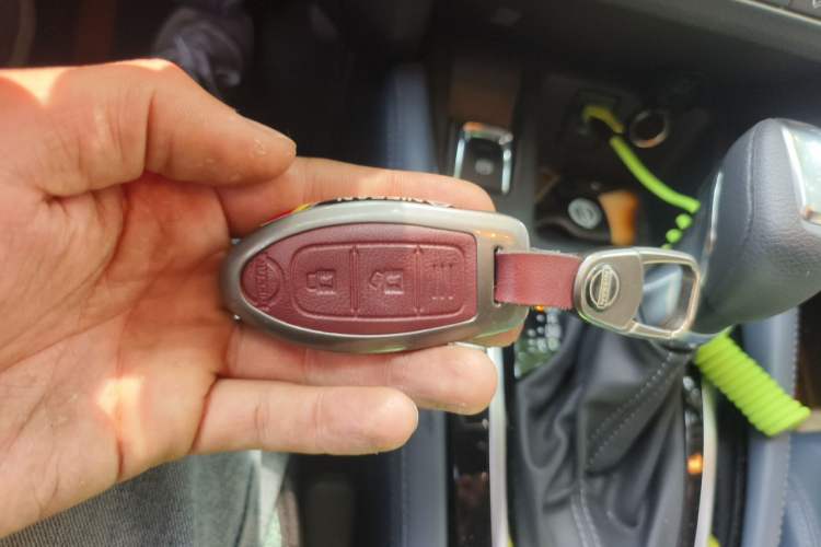 Used Nissan Qashqai 2025 Honor 2.0L CVT XV Genuine Edition Vehicle Key
