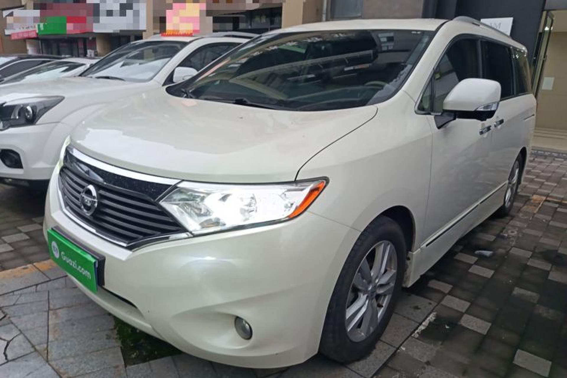 Used Nissan Quest 2015 3.5L SL Front Left 45 Deg