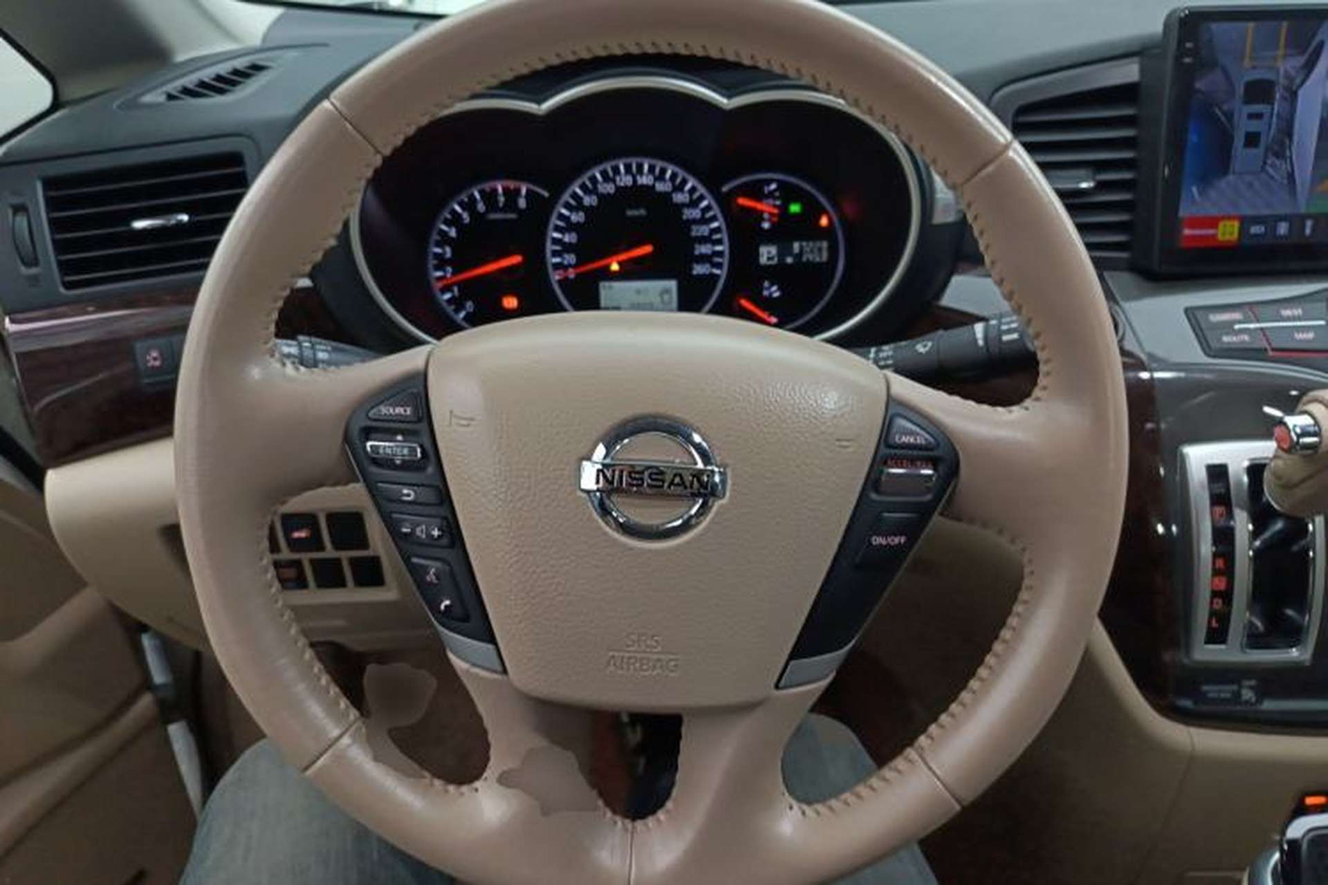 Used Nissan Quest 2015 3.5L SL Steering Wheel