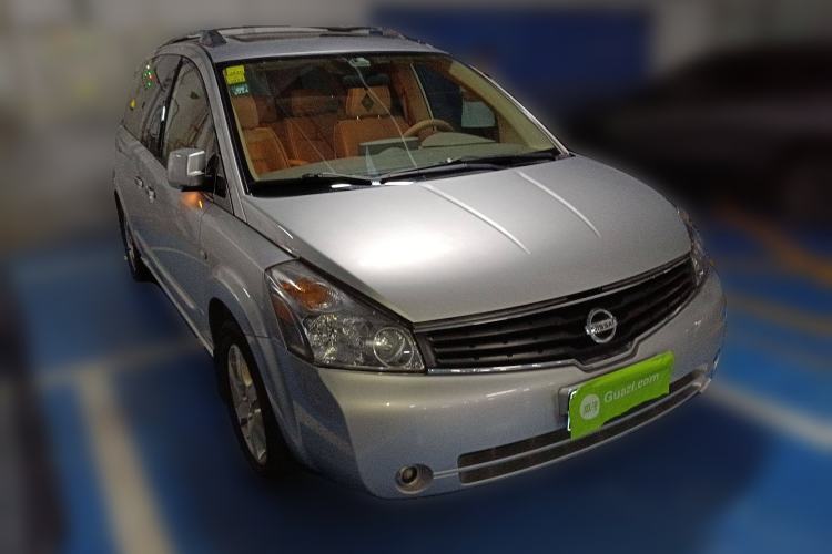 Used Nissan Quest 2005 3.5L Front Right 45 Deg