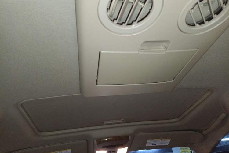 Used Nissan Quest 2005 3.5L Headliner