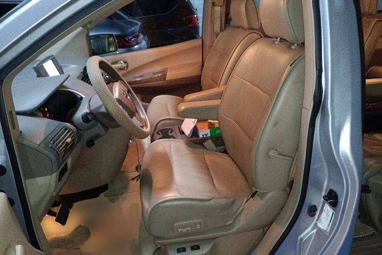 Used Nissan Quest 2005 3.5L Left Front Seat