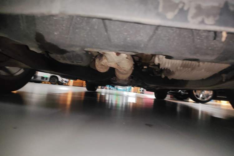 Used Nissan Quest 2012 3.5L SL Chassis Front