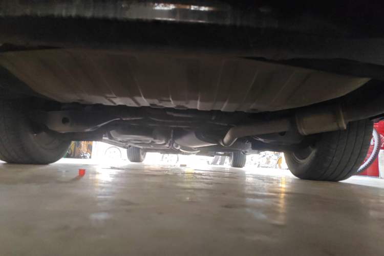 Used Nissan Quest 2012 3.5L SL Chassis Rear