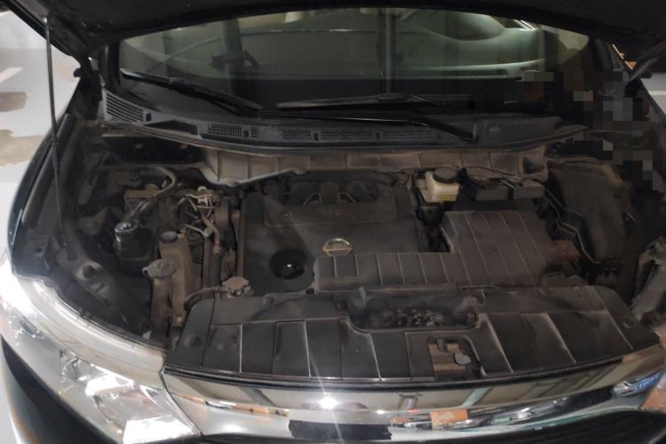 Used Nissan Quest 2012 3.5L SL Engine Bay