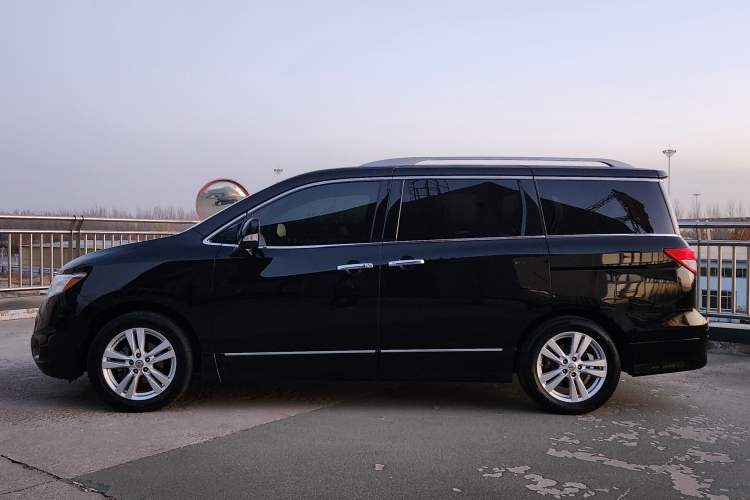 Used Nissan Quest 2012 3.5L SL Exterior 3