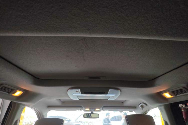 Used Nissan Quest 2012 3.5L SL Headliner