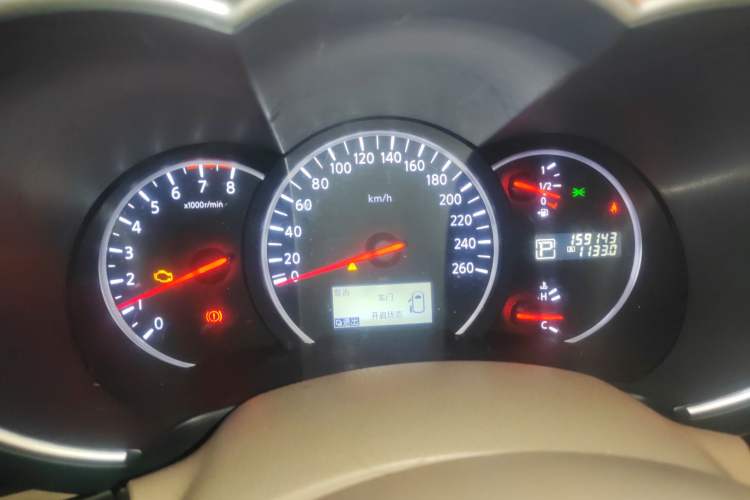 Used Nissan Quest 2012 3.5L SL Instrument Cluster