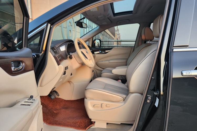 Used Nissan Quest 2012 3.5L SL Interior 1