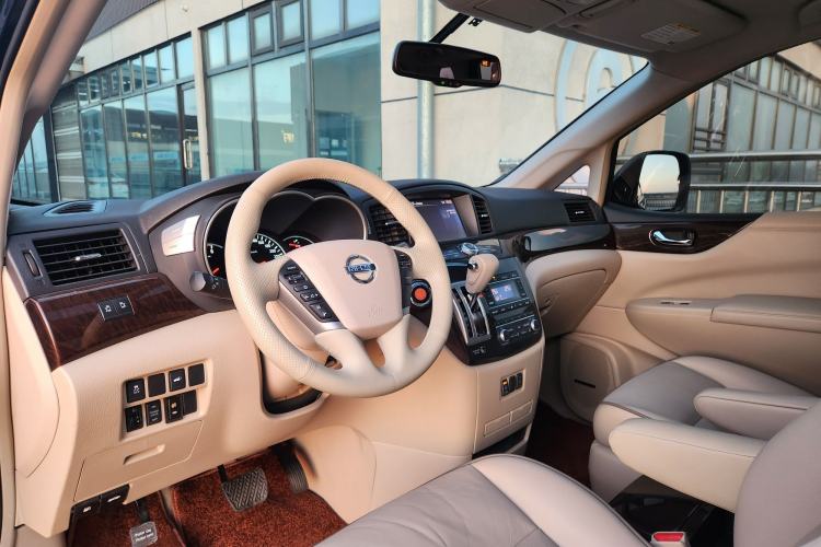 Used Nissan Quest 2012 3.5L SL Interior 2