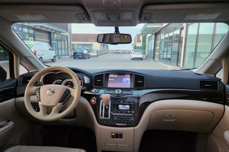 Used Nissan Quest 2012 3.5L SL Interior 6