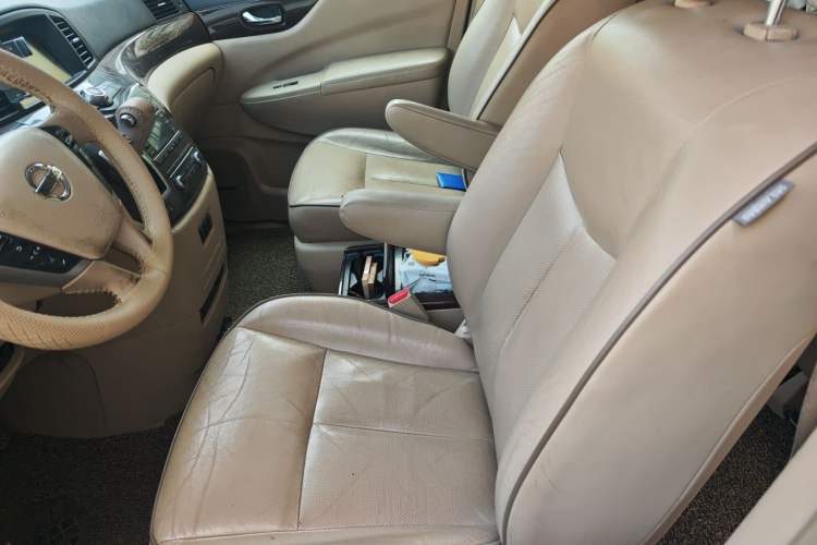 Used Nissan Quest 2012 3.5L SL Left Front Seat