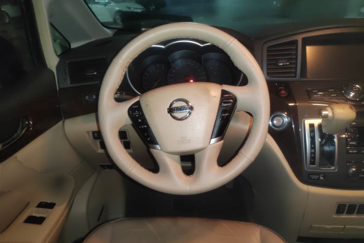 Used Nissan Quest 2012 3.5L SL Steering Wheel