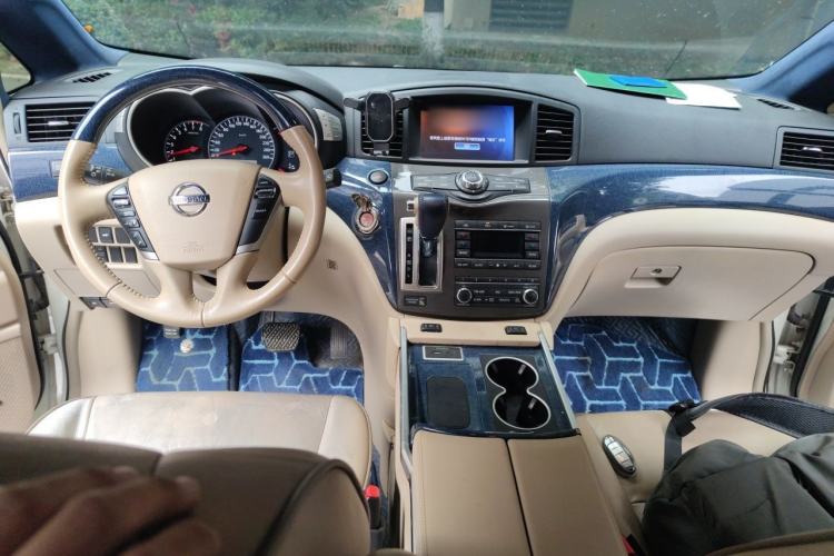 Used Nissan Quest 2012 3.5L SL Center Console