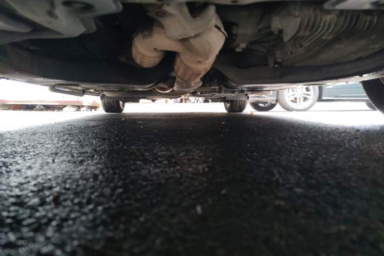 Used Nissan Quest 2012 3.5L SL Chassis Front