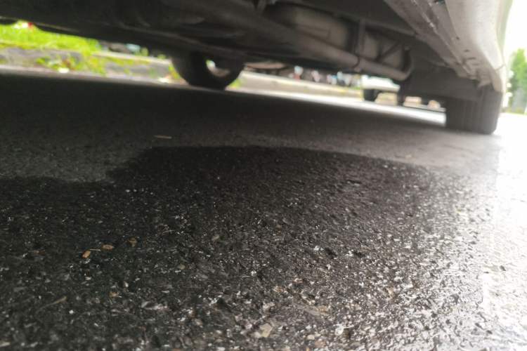 Used Nissan Quest 2012 3.5L SL Chassis Front Left